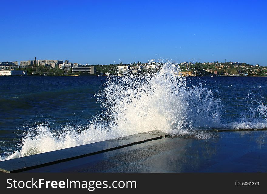 Reporting - a storm in the Crimean city of Sevastopol. On quay