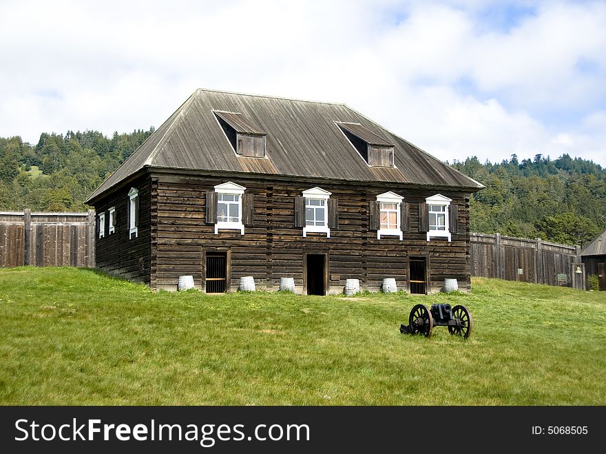 Picture of a building in Fort  Ross. Historic Buidling. Picture of a building in Fort  Ross. Historic Buidling