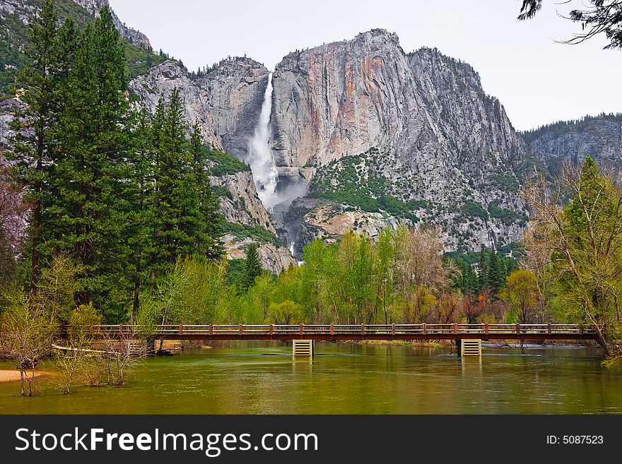 Yosemite Fall in Yosemite National Park