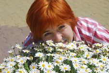 Beautiful Woman Red Hair Hugs Flowers Chamomile Royalty Free Stock Photos