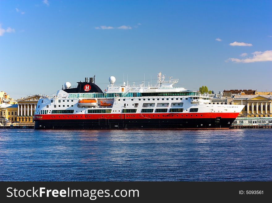 Sea liner in city embankment. Saint-Petersburg