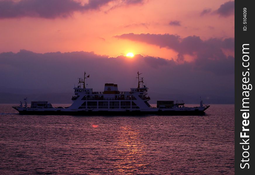 A beautiful sunrise view from Eskihisar. The ferry is heading to Istanbul.