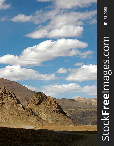 The white cumulus and blue sky over the Himalayas Mountains,Tibet Plateau China. The white cumulus and blue sky over the Himalayas Mountains,Tibet Plateau China.