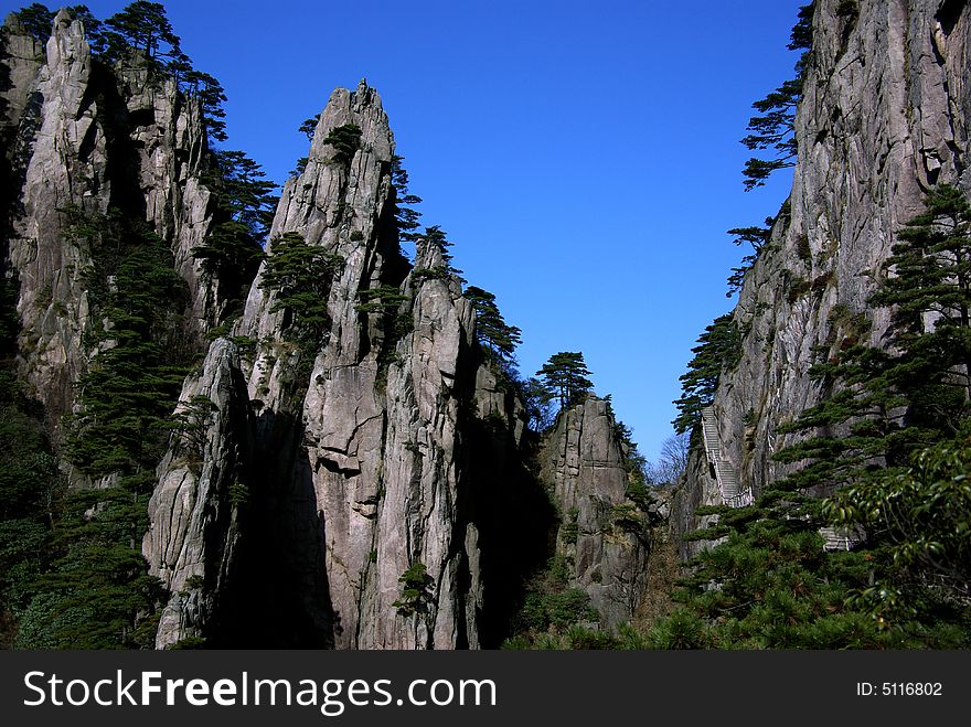 Overlook of west sea canyon