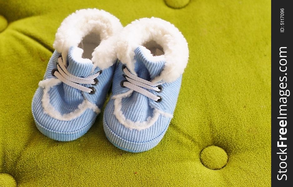 Pair of baby bootees lined with lambswool