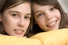 Free Charming Girls Royalty Free Stock Photography - 5125107