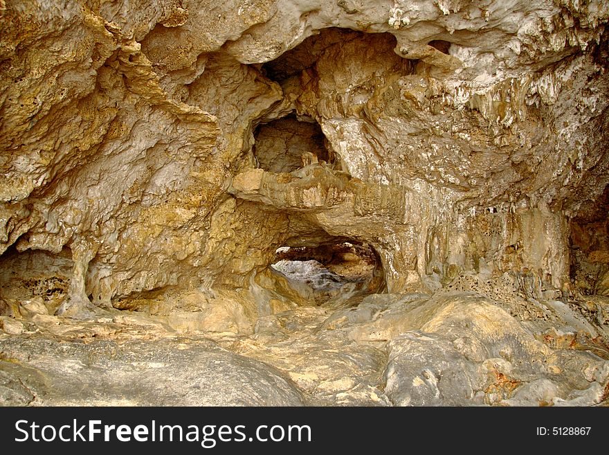 Palaha Caves