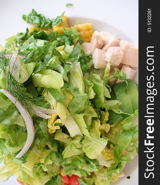 Fresh Side Salad with Turkey and Corn