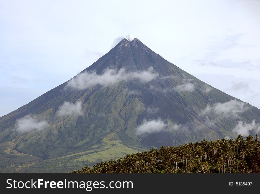 Mount Mayon (Volcano), Legaspi, Bicol, Philippines