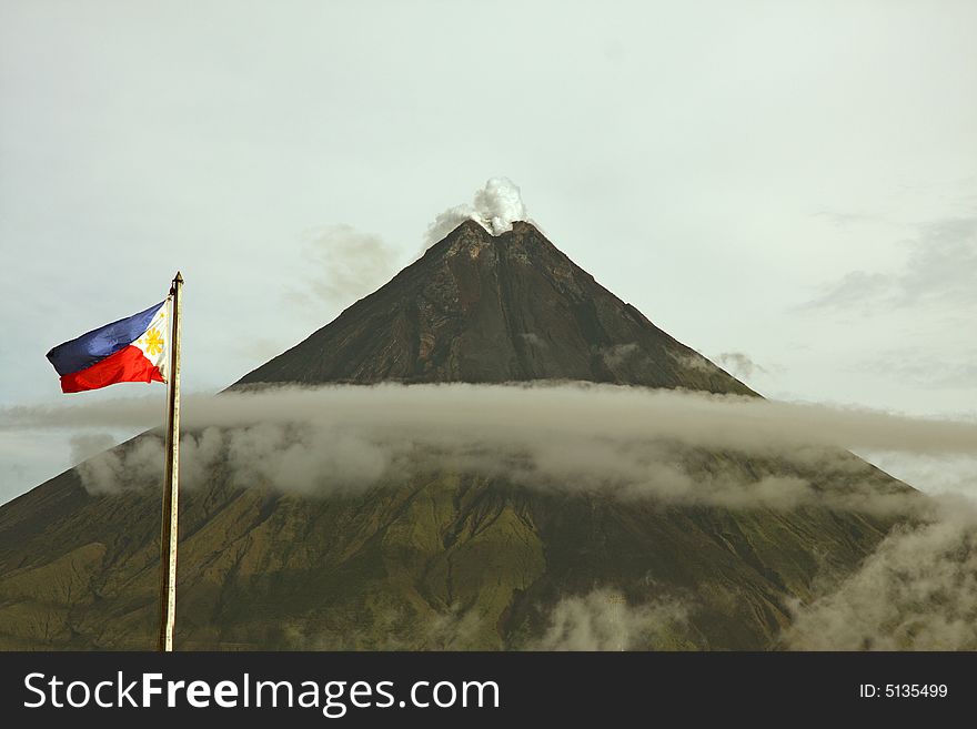 Mount Mayon (Volcano), Legaspi, Bicol, Philippines