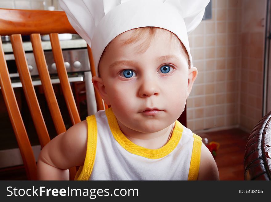Little cook: fruits and baby food. Little cook: fruits and baby food