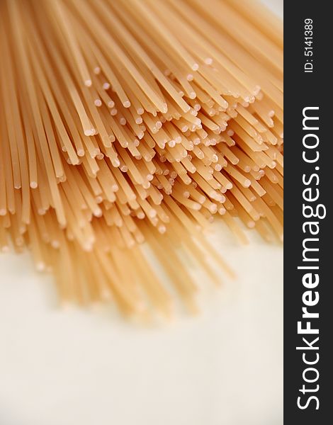 A bunch of uncooked spaghetti