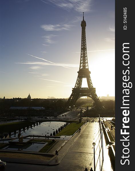 Tour D Eiffel