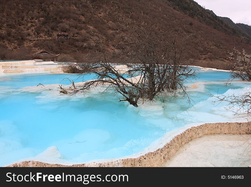 Colorful lake on huanglong mountainï¼Œsichuan province