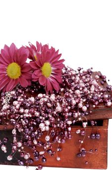 Fake Pink Pearls With Pink Flowers Royalty Free Stock Images Fake Pink Pearls With Pink Flowers Royalty Free Stock Images