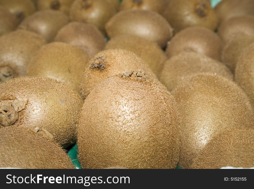 Close up of kiwis at the market