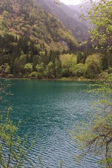 Free Beautiful Lake Stock Photography - 5166052