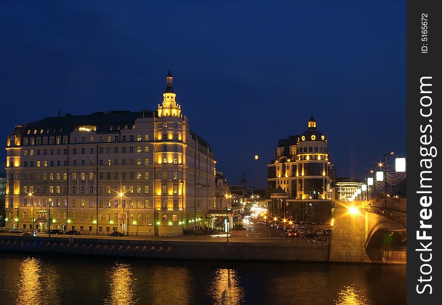 Quay Moskva River. A night scene