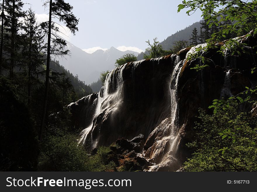 Beautiful waterfall in jiuzhaigou valley secnicï¼Œwhitch was listed into the World Natural Heritage Catalog in 1992