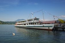 Lake Cruise Ship Royalty Free Stock Photos Lake Cruise Ship Royalty Free Stock Photos