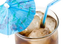 Cold Fizzy Cola With Ice Royalty Free Stock Photography Cold Fizzy Cola With Ice Royalty Free Stock Photography
