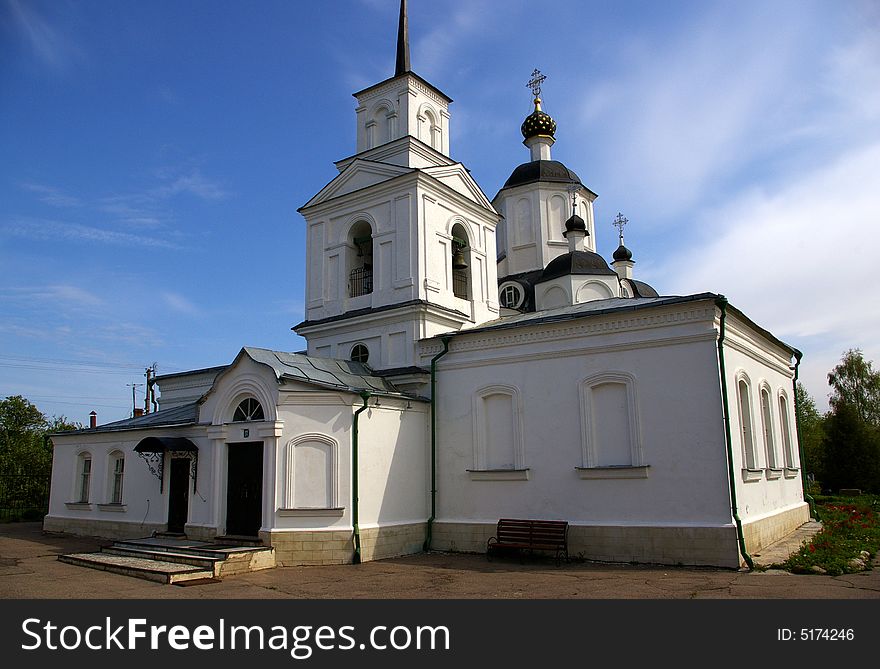 Church of Dimitrii Solunskii in Ruza
not far from Moscow. Church of Dimitrii Solunskii in Ruza
not far from Moscow