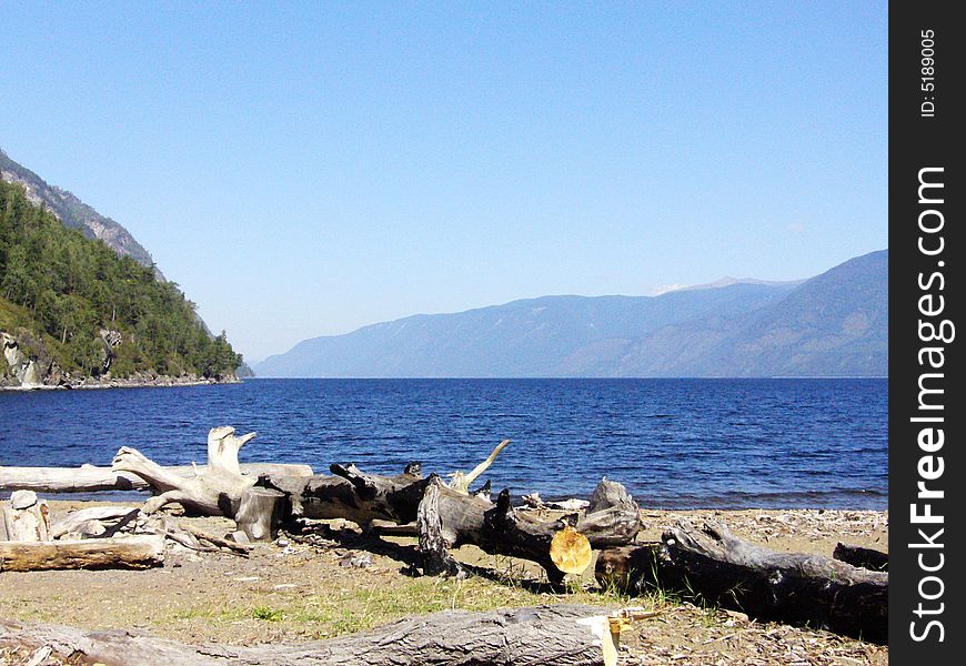 Mountain Altai, Teletckoe lake