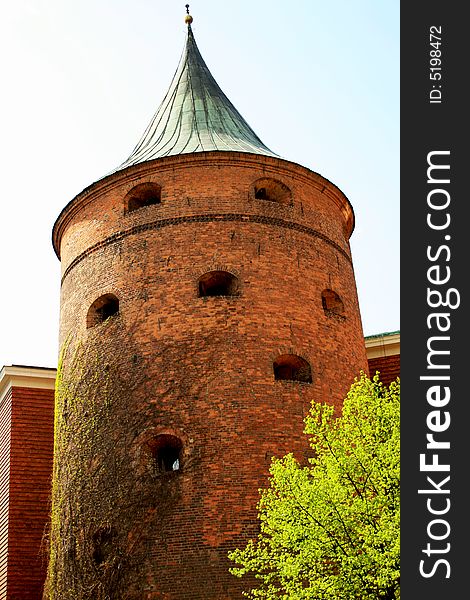 Gunpowder tower it is the former Sandy (Smilshu) tower which, approaching Riga, arriving noticed on the Sandy road and which was one of major towers of the Riga walls of fortresses. Built at the end of XIII age.