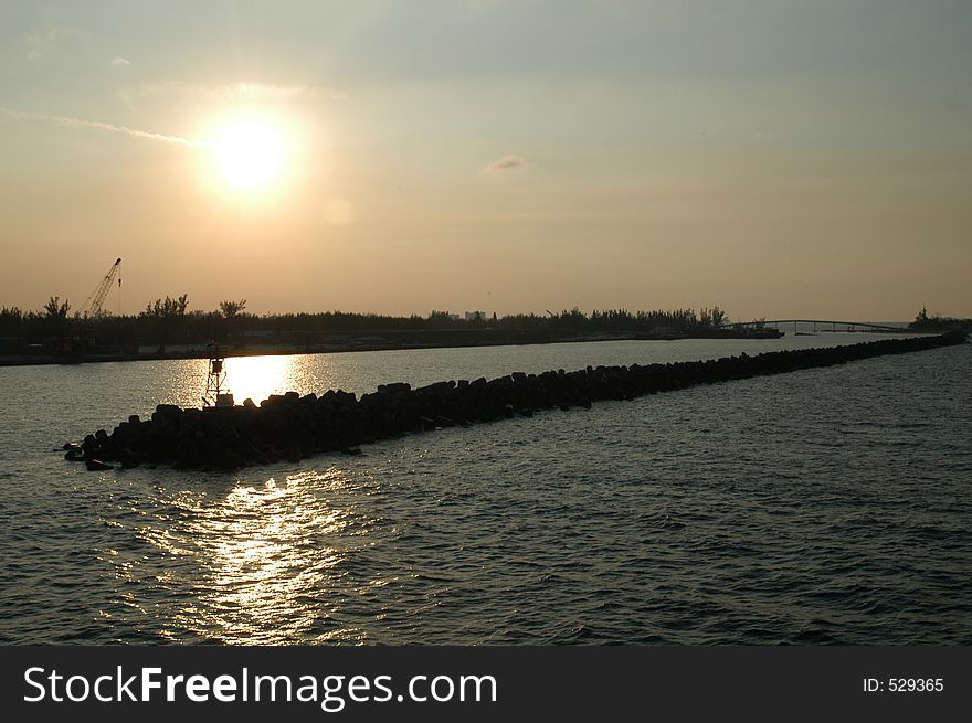 Sunset in bahamas. Sunset in bahamas