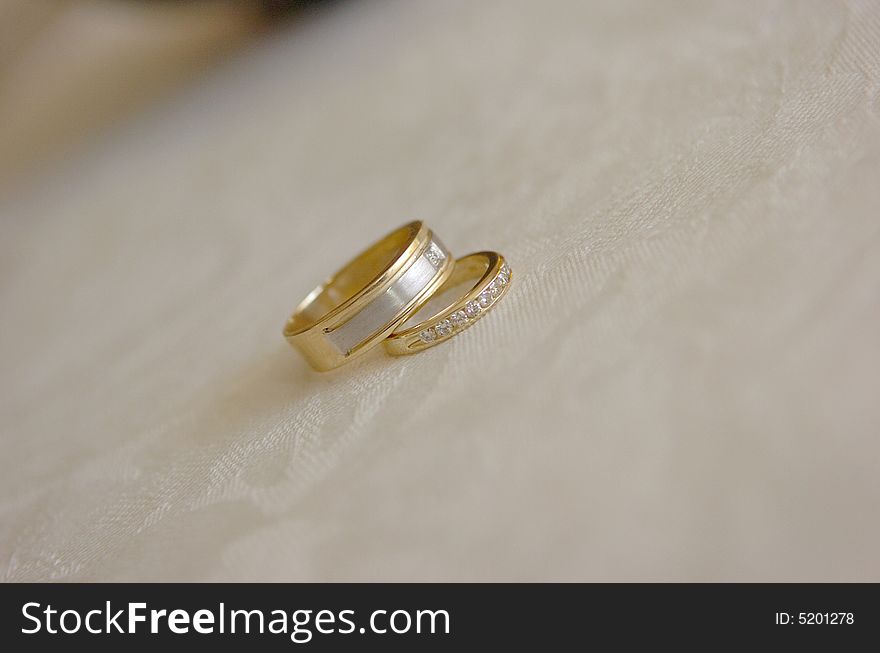 Close up photo of wedding rings