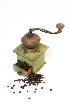 Old Coffee Grinder With Coffee Beans Royalty Free Stock Images Old Coffee Grinder With Coffee Beans Royalty Free Stock Images