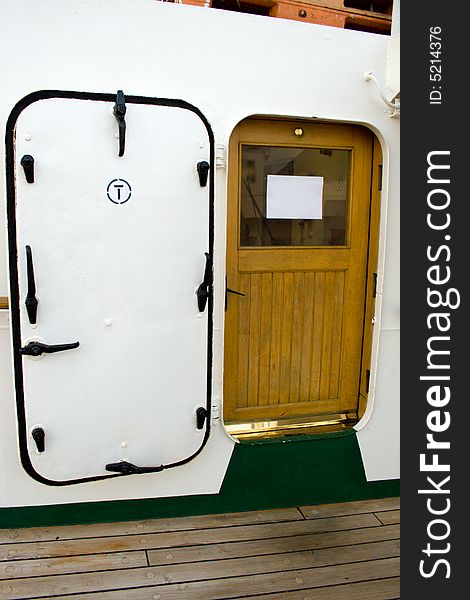 Cabin door on a sailing vessel