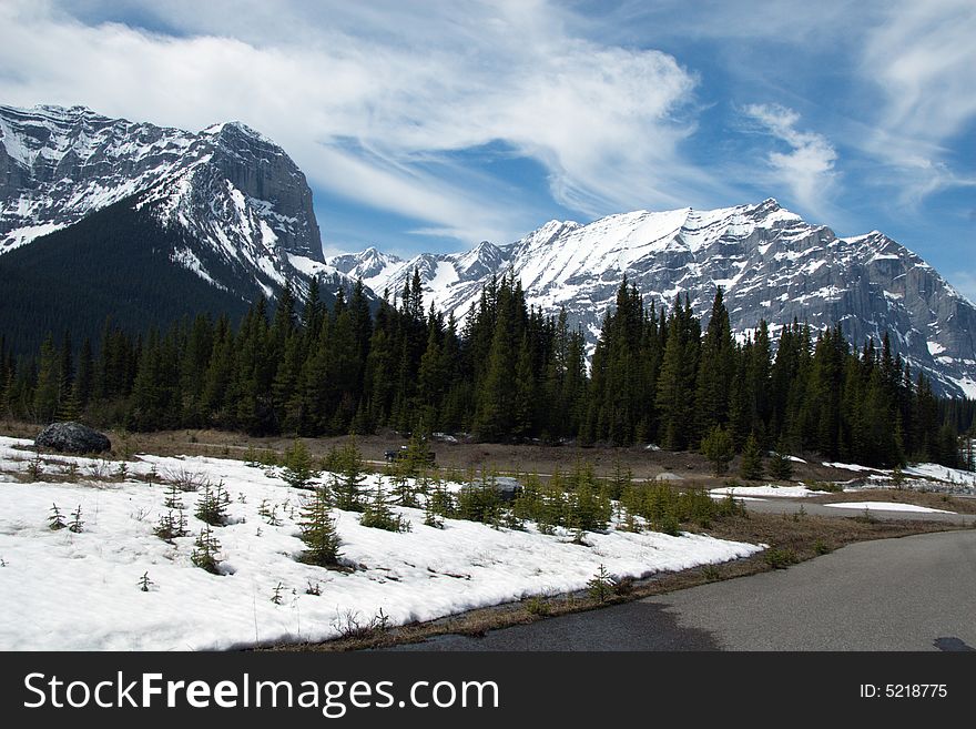 Scenery in Canadian Rockies