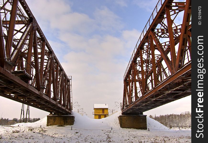 The  Bridge In Vinter