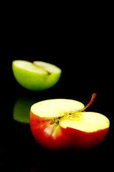 Apple Halves Royalty Free Stock Image Apple Halves Royalty Free Stock Image