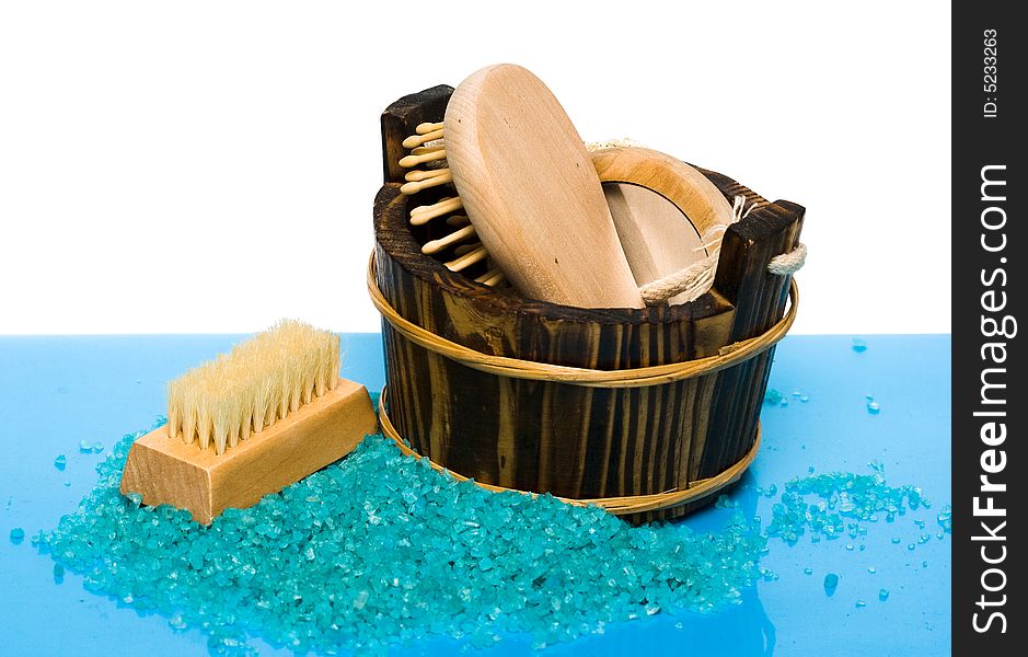 Washtub with bath salt, comb, mirror and brush