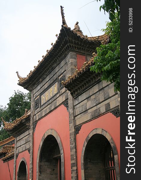 Chaotian Palace of china is one of the most famous ancient building in China . Chaotian Palace of china is one of the most famous ancient building in China .