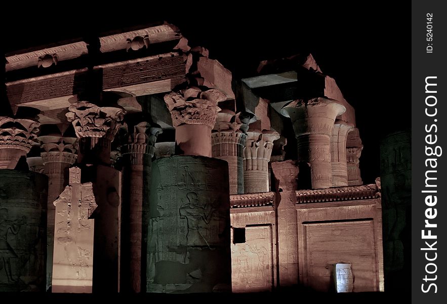 Kom Ombo temple at nile river - Egypt