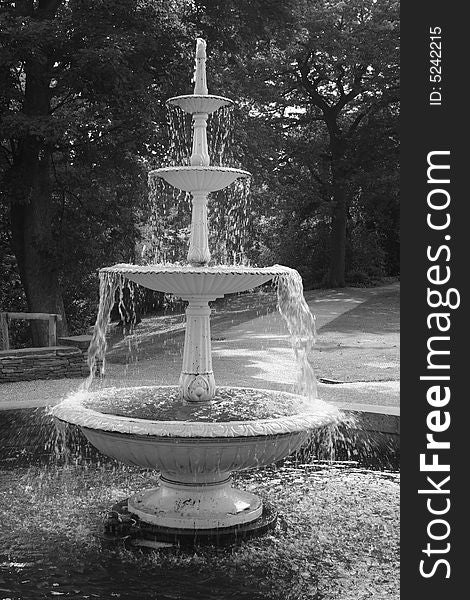 Black and white image of a fountain in the botanical gardens, Sheffield. Black and white image of a fountain in the botanical gardens, Sheffield