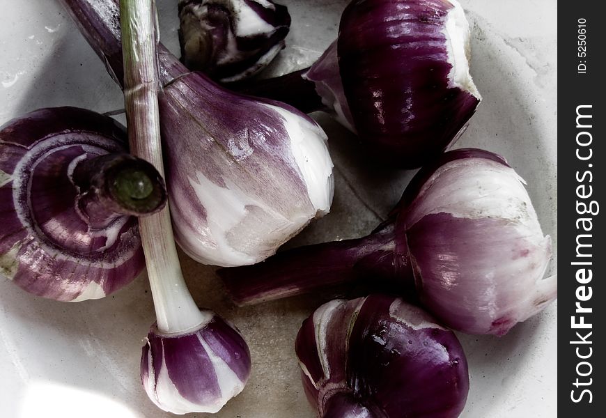 Several red onions in bowl, for salad