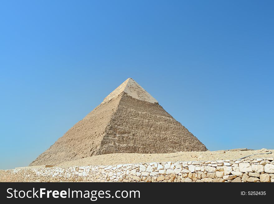 Pyramid Of Pharaoh Chephren ( Khafre ) Gizeh Cairo