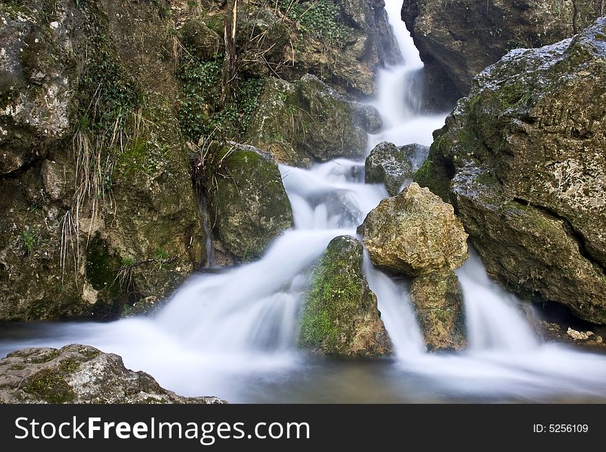 Ukraine, Crimea, waterfall red caves, su-uchhan.