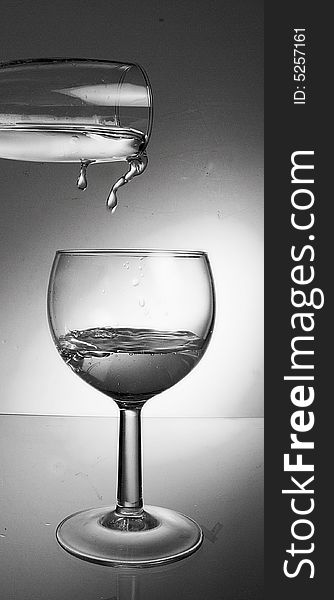 Water, drop, drops, glass, runningwater, grey, 2 glasses, drink, vann, pore,. Water, drop, drops, glass, runningwater, grey, 2 glasses, drink, vann, pore,