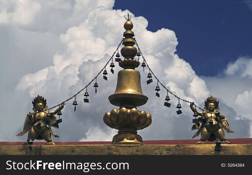 Tibetan Tempel Roof