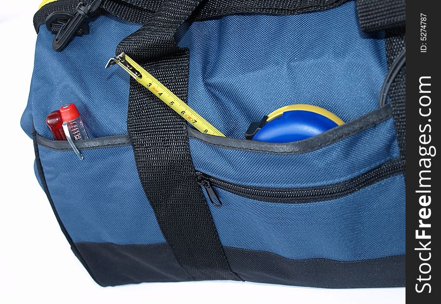 The bag with several tools.