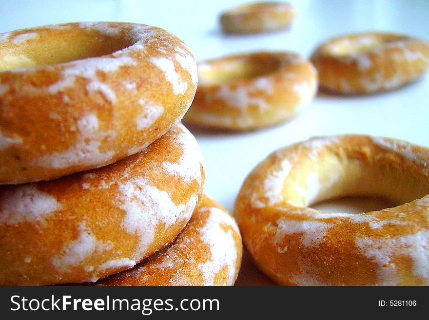 Close up. Some fresh bagels for lunch. Close up. Some fresh bagels for lunch.