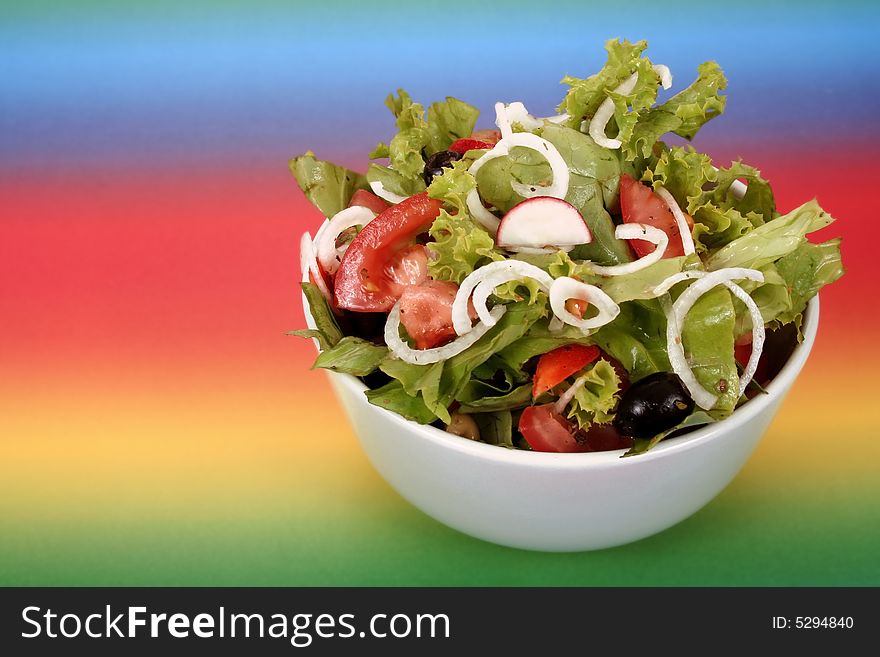 Tossed green salad, with tomatoes