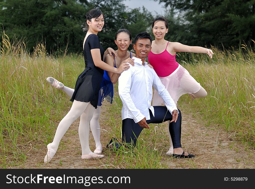 Ballerinas performing in the outdoors. Ballerinas performing in the outdoors