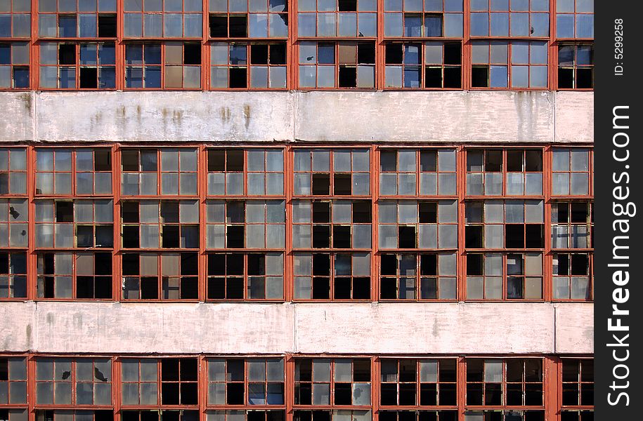 Natural ventilation at the Latvian factory. Natural ventilation at the Latvian factory.