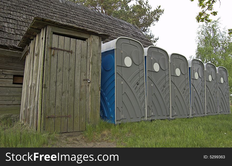 The main and reserve toilets. The main and reserve toilets.